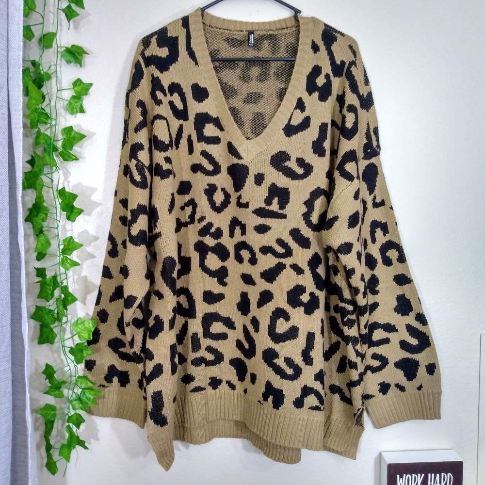 Animal print sweater women's 4X